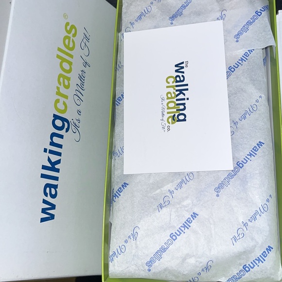 Walking Cradles Camel Leopard Print Wyatt Calf Hair Loafers Women’s Size 5.5 - Picture 8 of 10